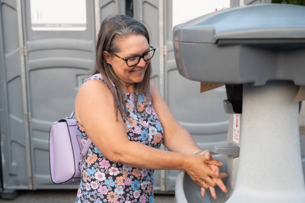 Best Luxury portable toilet rental  in North Merrick, NY